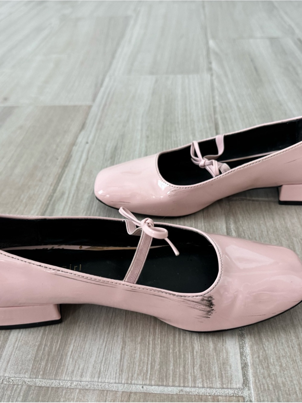 Madden Girl Blush Pink Patent Bow Ballet Flats, size 7.5. - Picture 5 of 5